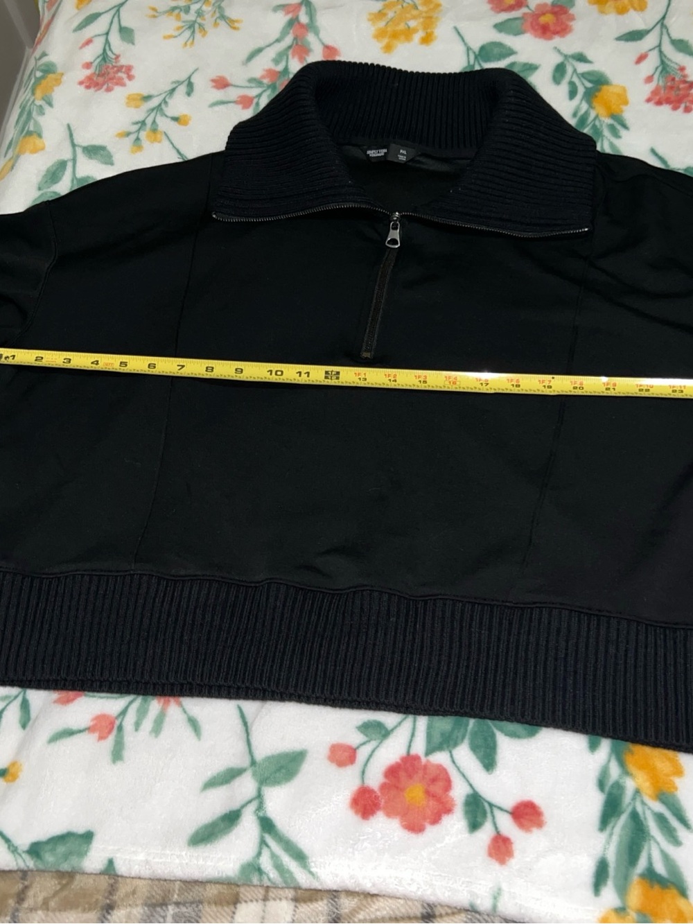 Simply Vera Vera Wang Black long sleeve 1/4 Zip solid Pullover sweater